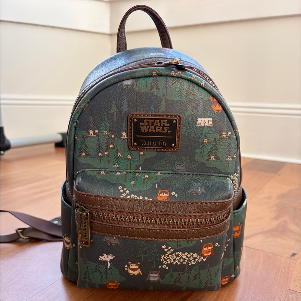 Loungefly Star Wars Ewok forest backpack - excellent condition
